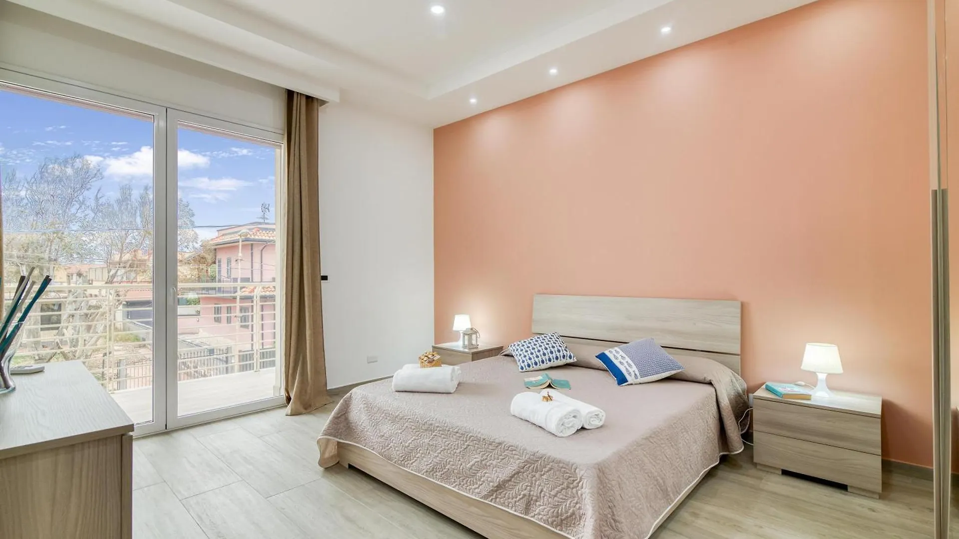 Corallo House 200 Mt From The Sea - Happy Rentals Augusta